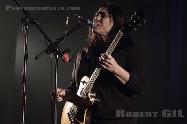 THE BREEDERS - 2018-11-21 - PARIS - Le Trianon - Kim Deal